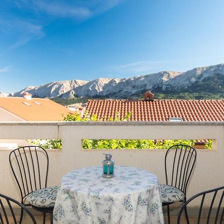Apartment Glorija With Balcony باشْكا المظهر الخارجي الصورة