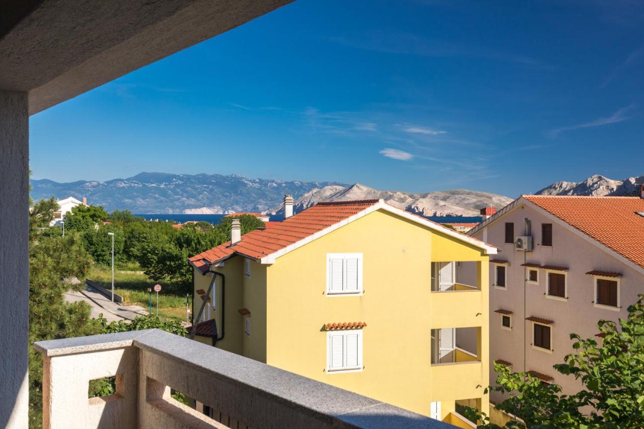 Apartment Glorija With Balcony باشْكا المظهر الخارجي الصورة